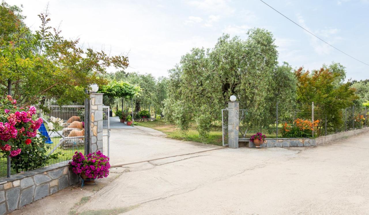 Kiriakos Holiday Home Astris Buitenkant foto