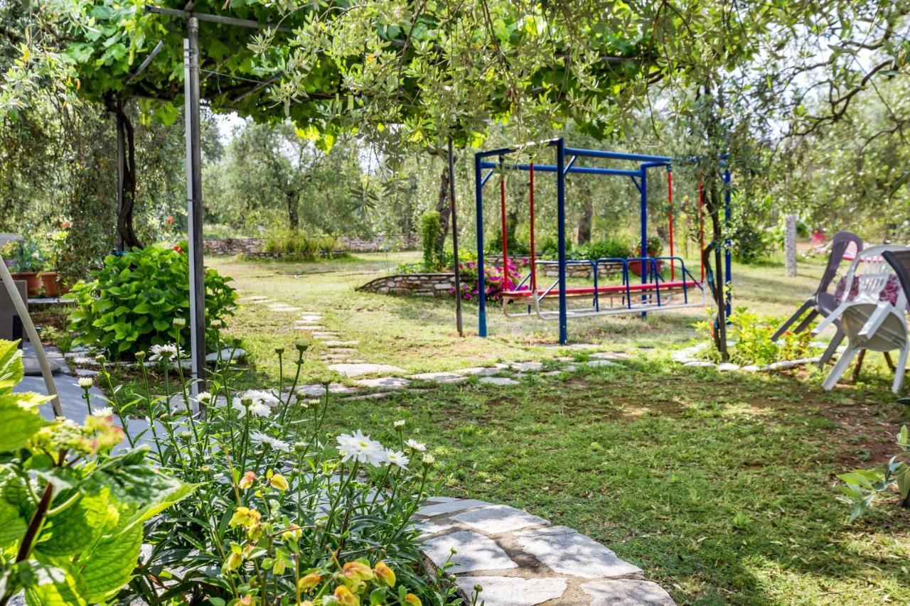 Kiriakos Holiday Home Astris Buitenkant foto